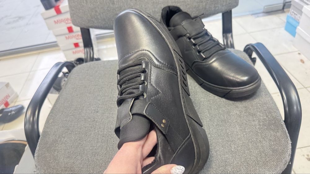 Мъжки ботички от естествена кожа