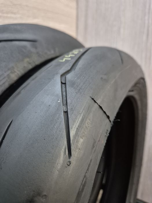 Set anvelope moto 120 70 17 cu 190 55 17 Pirelli Supercorsa dot 21 23