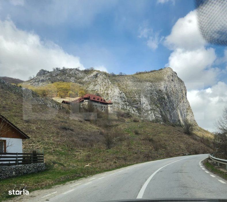 Casa individuala,65 mp,1150 mp teren,Valisoara