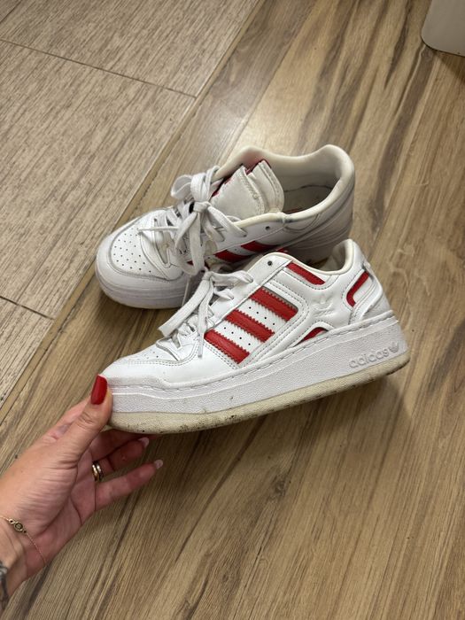 Adidasi Adidas marimea 38