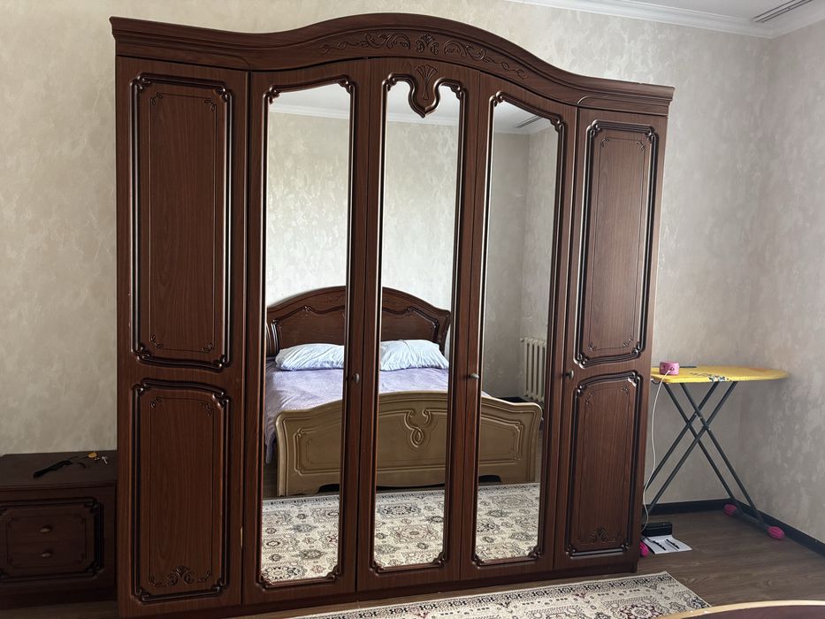 СРОЧНО продается спальная гарнитура