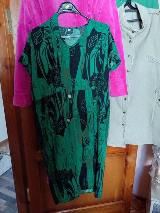 Женские вещи и платье