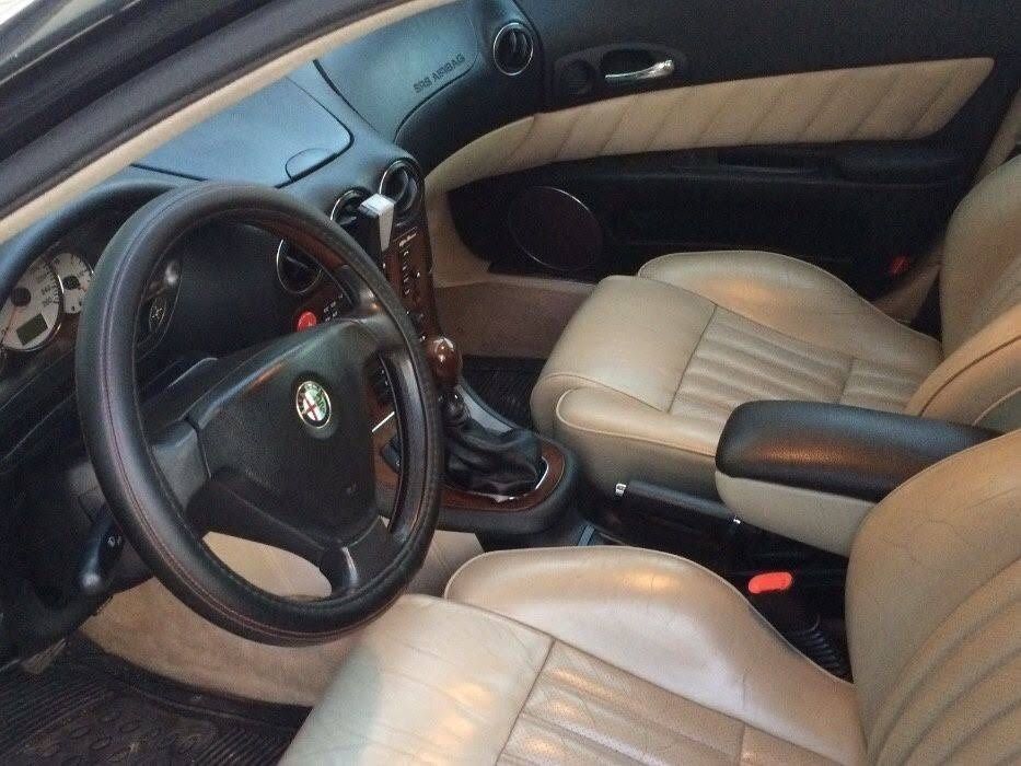 Продавам Alfa Romeo 166