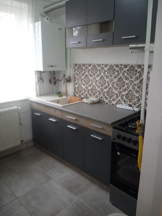 Închiriez  apartament 2 camere
