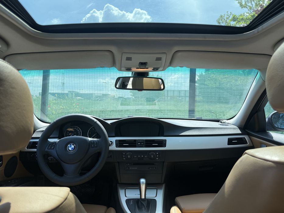 BMW 320d Automata / Piele / Trapa / Navi