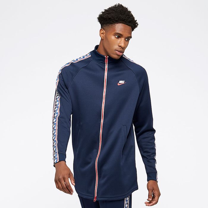 Nike горнище и тениска на Lebron James