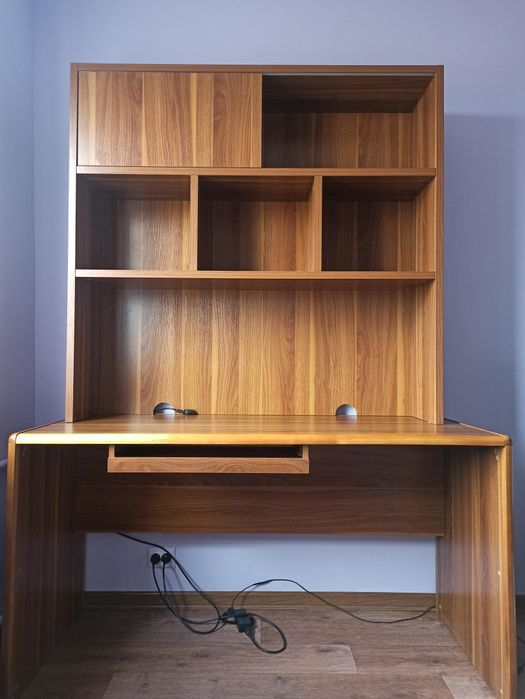 Стол компьютерный