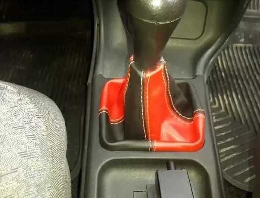 Перетяжка салонов автомобилей