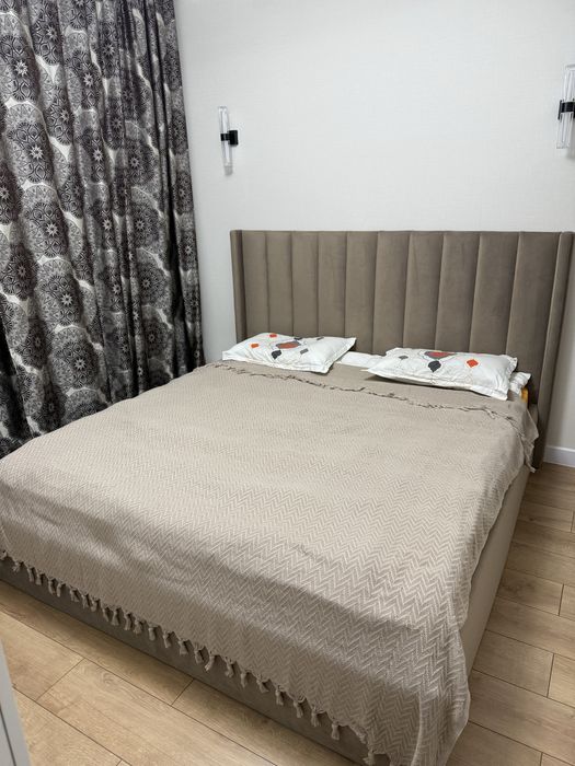 Продается 2-х спальный кровать