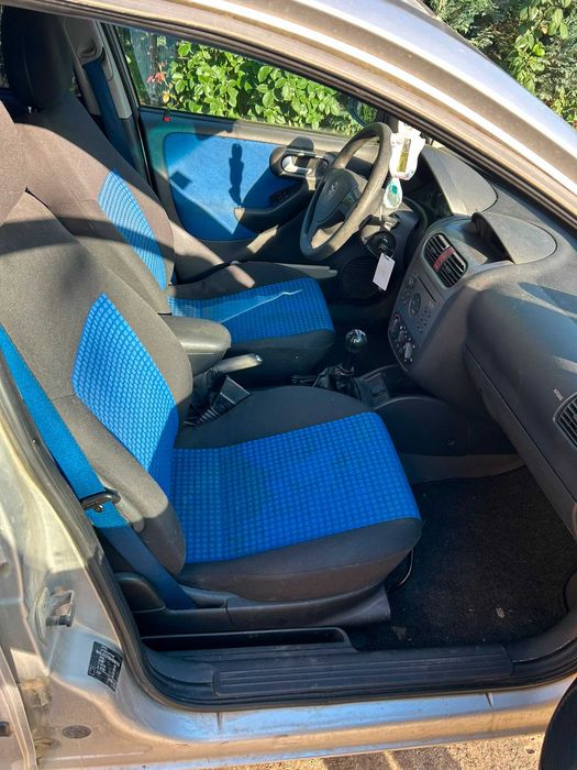 Vand Opel Corsa 2004 1.2 benzina