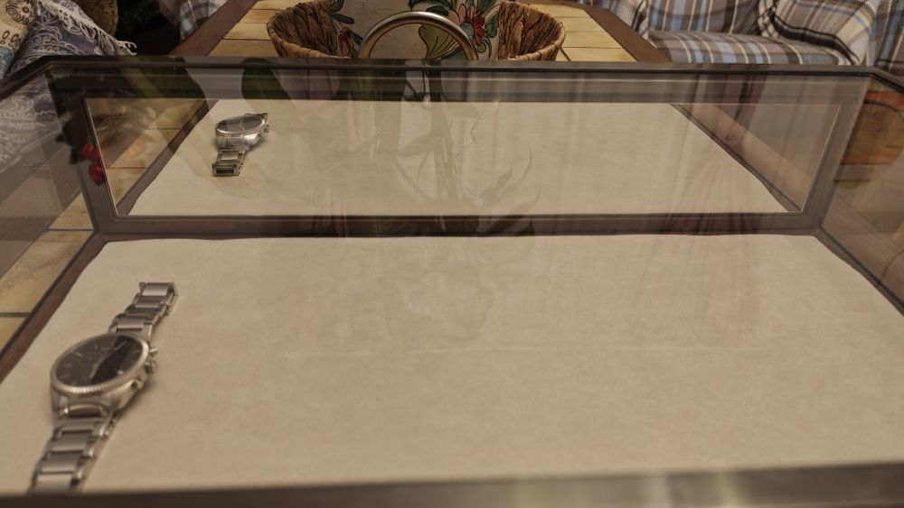 Vitrina / afisaj  / display bijuterii magazin / sufragerie