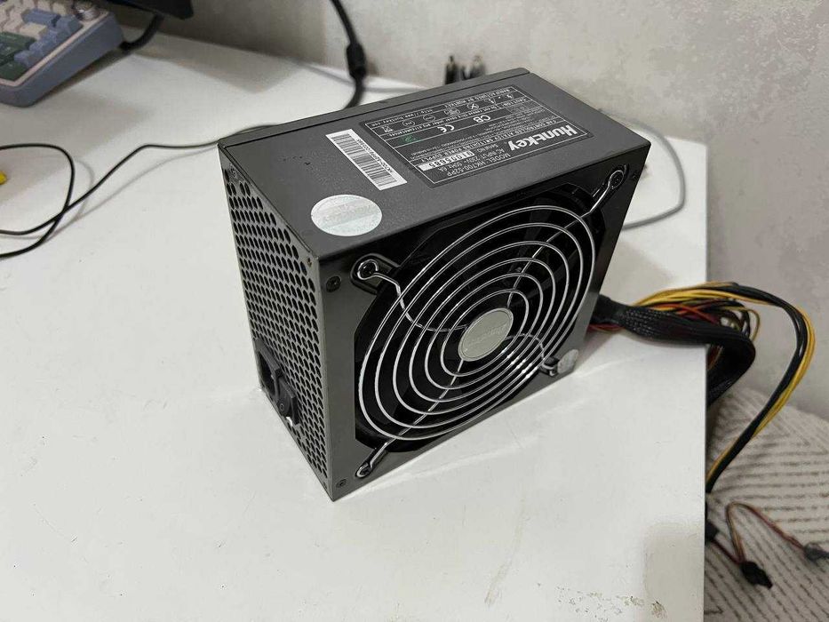 Блок питания HUNTKEY 700W