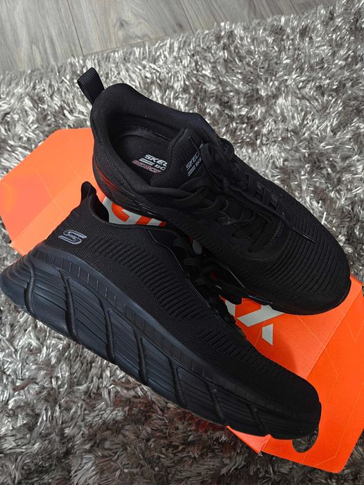 Adidasi dama Skechers,marimea 37,5