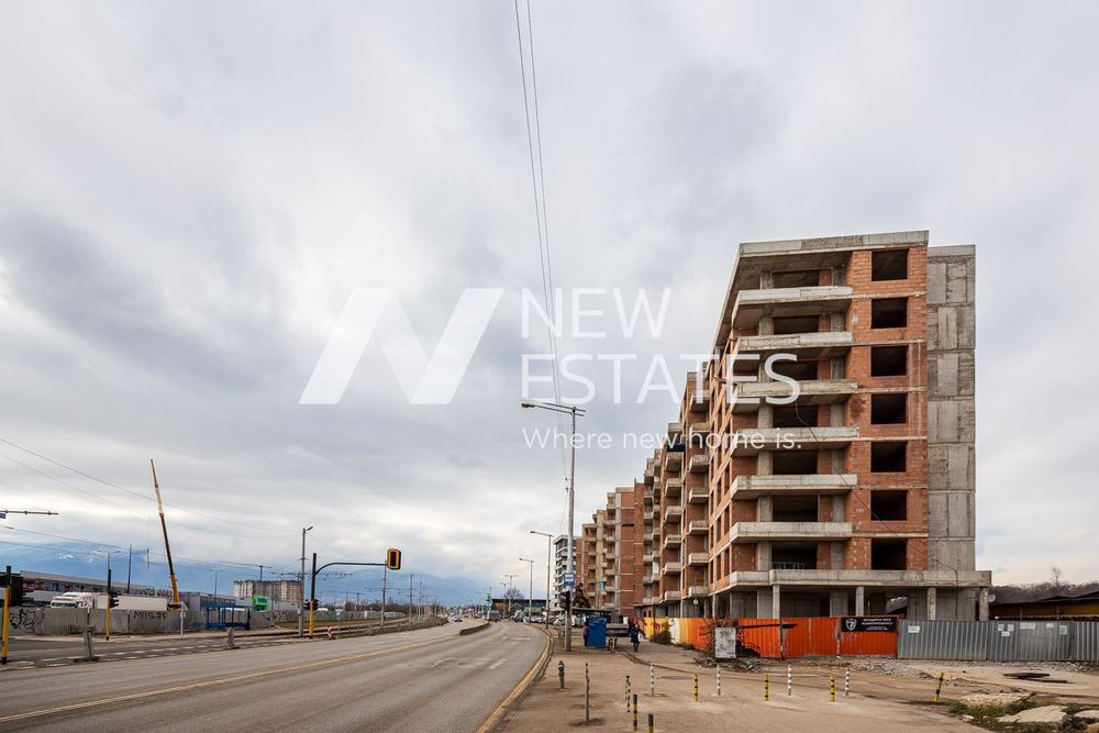 Продава се Тристаен апартамент в София, Красна поляна 1 - 88 кв.м за 1794 €/кв.м - Снимка #1