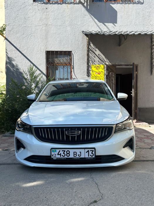 Geely Emgrand 2025