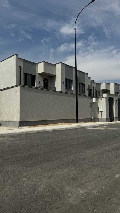 ПРОДАЕТСЯ 2.2 соток КОТЕДЖ Ор.р: Альфраганус, УзБум