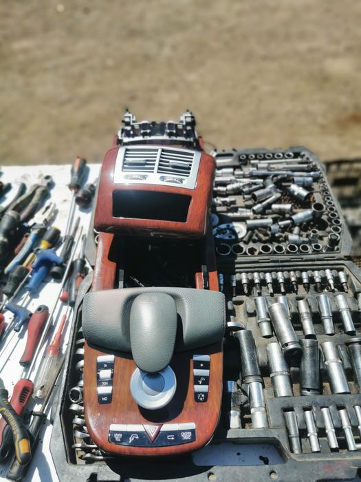 Ornament lemn cotiera Mercedes w221