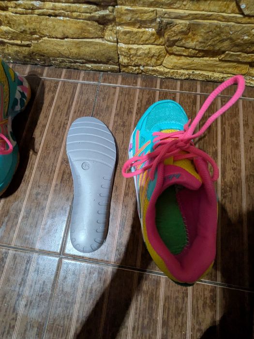 Волейбольные кросовки