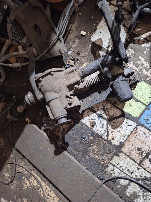 Запчасти на паджеро 2 4д56