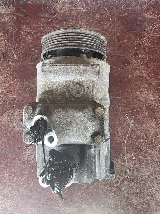 Compresor a.c vw Passat B6 2.0 BMR