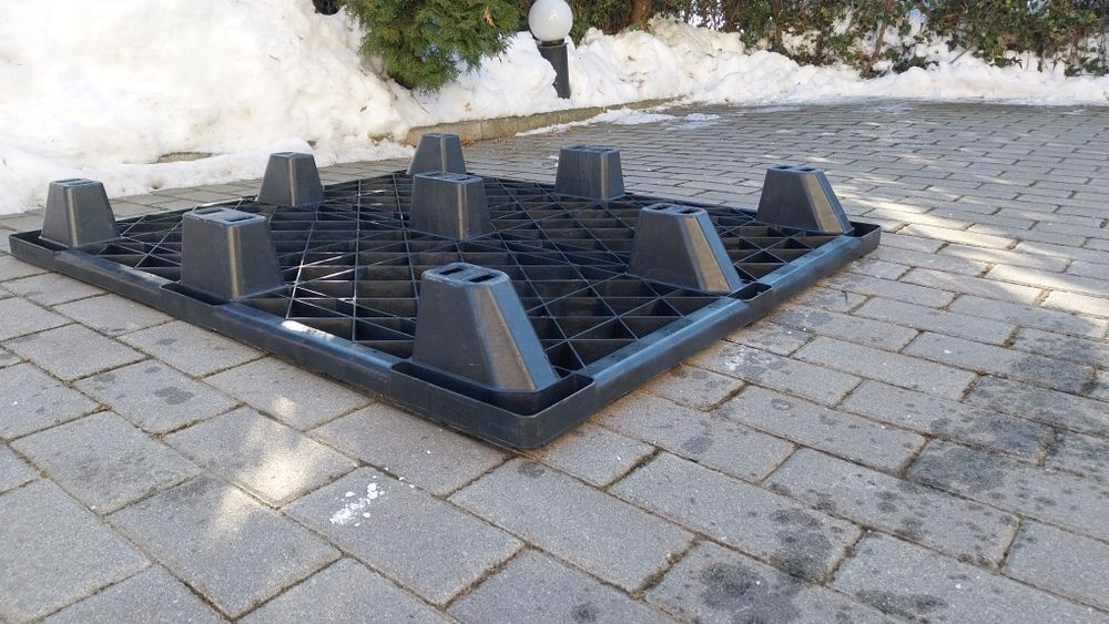 Vind paleti de plastic