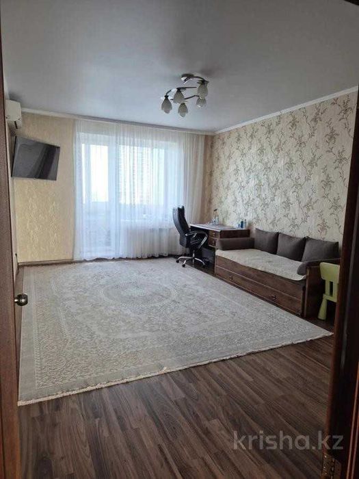 Продажа 3-комнатной квартиры 8 микрорайон