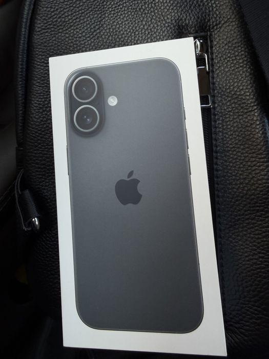 Продам Iphone 17