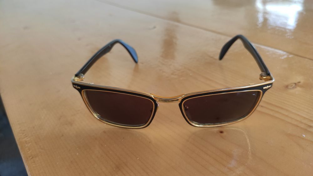 Оригинални  слънчеви очила STRING