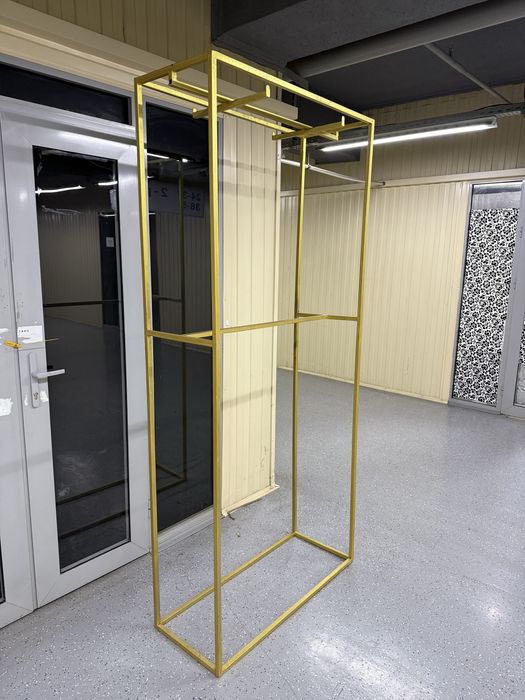 Стойки  для одежды