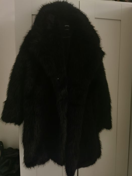 Vând haina de blana