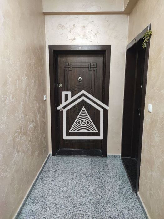 Продава се Едностаен апартамент в Пловдив, Тракия - 50 кв.м за 1540 €/кв.м - Снимка #2