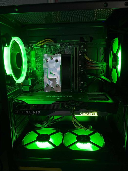 Геймърски компютър с RTX 3060, отличен за Full HD максимални настройки!