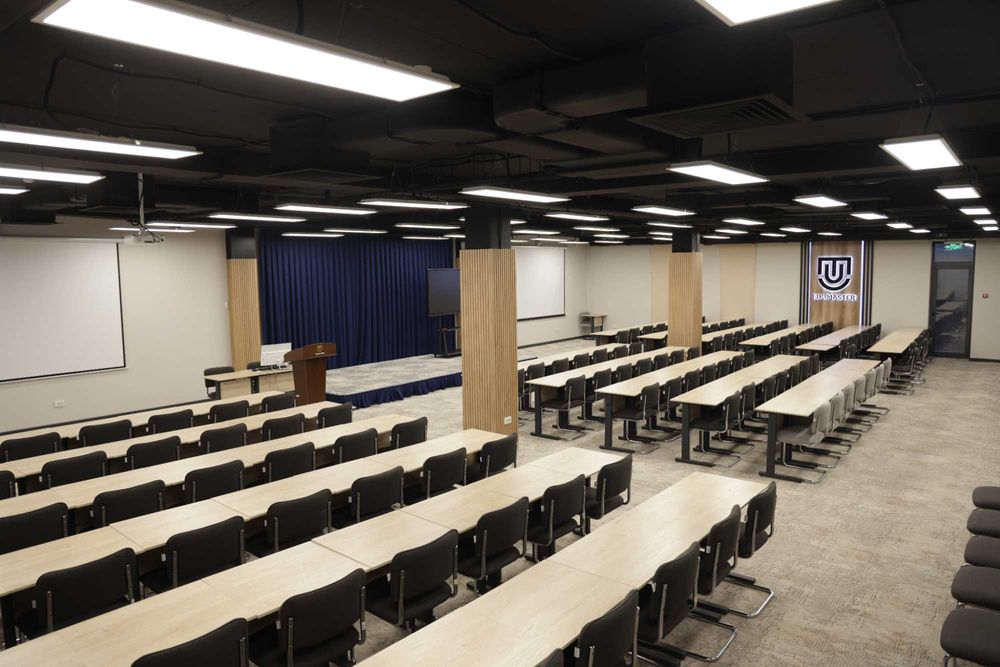 Залы для тренингов, встреч и курсов. Центр Ташкента | Техника включена