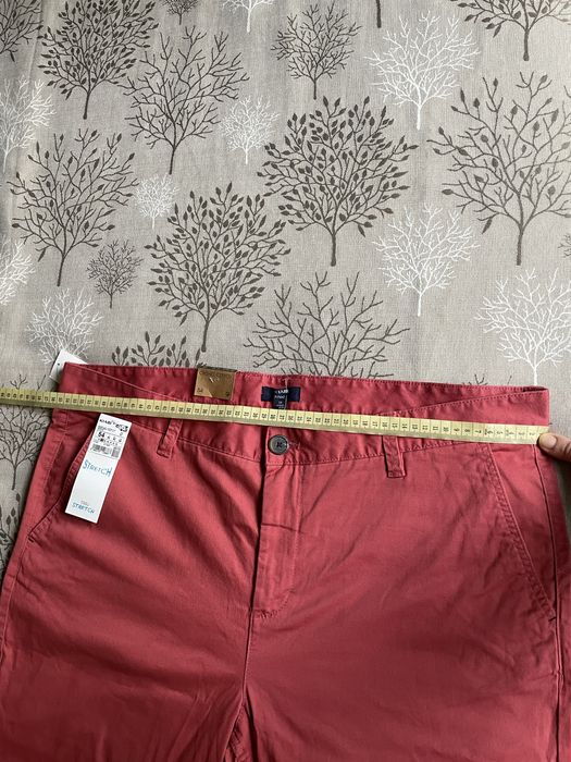 Летен мъжки панталон.