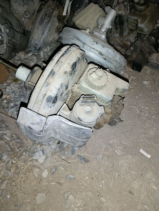 тормозной цилиндр и блок АБС пассат, гольф