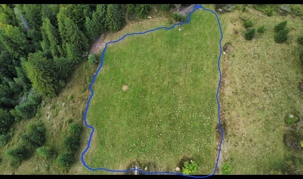 Teren de vânzare la Garda de Sus