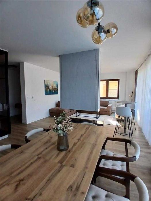 Дава се под наем Тристаен апартамент в Бургас, Възраждане - 90 кв.м за 351.9 € - Снимка #2