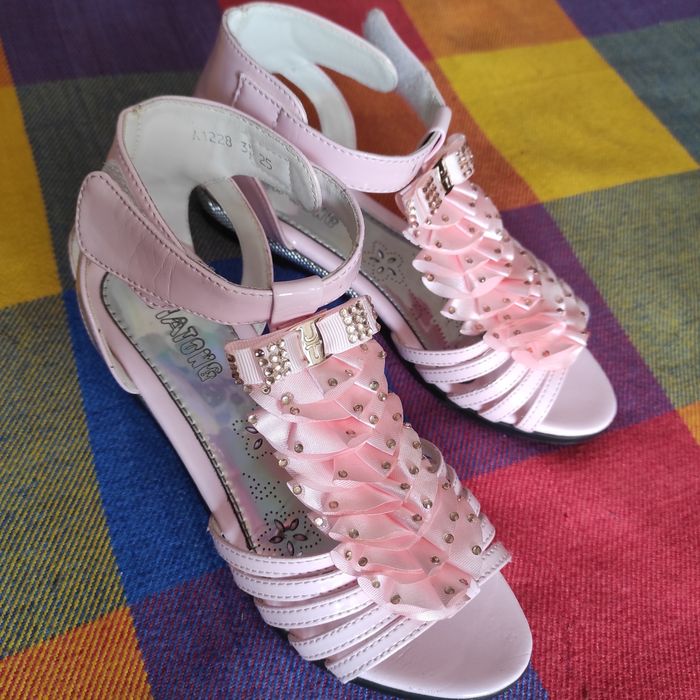 Босоножки 35 размер