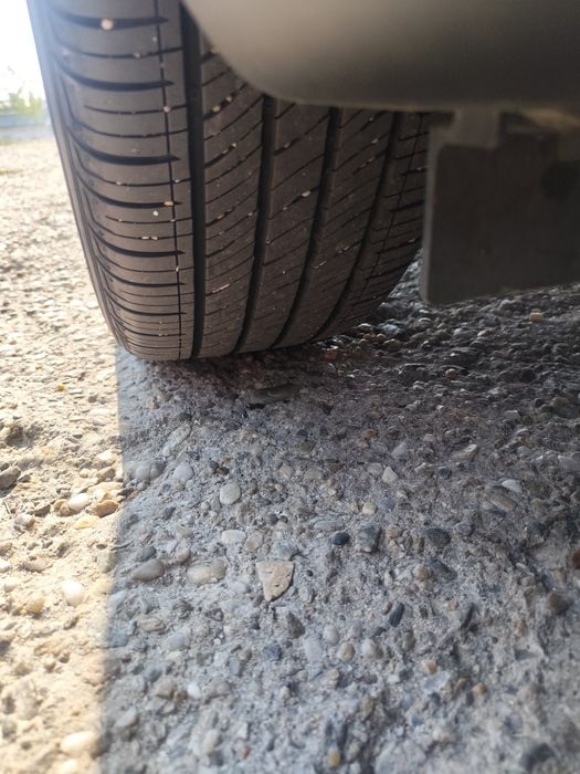 215 50 18 92H Kumho all season