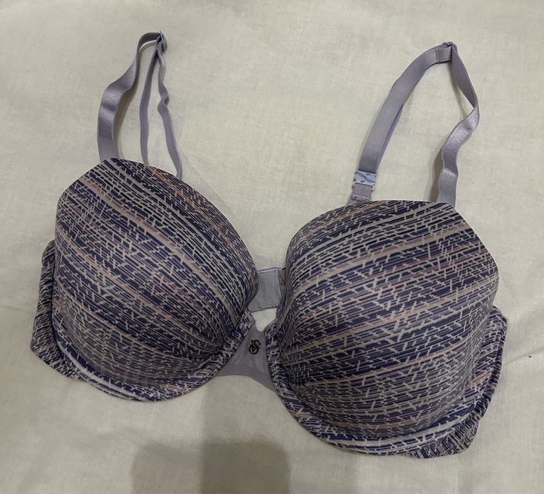 Sutien push up Victoria’s si Pink