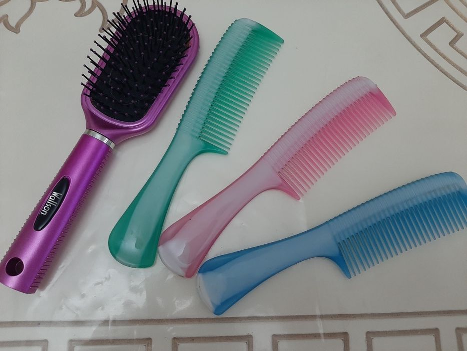 Расчески разные ^