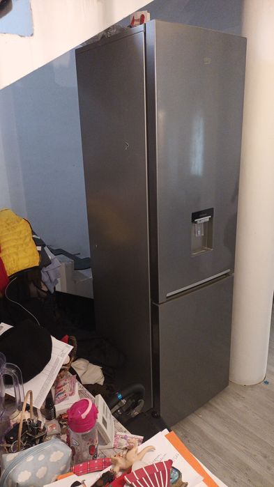 Combina frigorifica Beko 316L