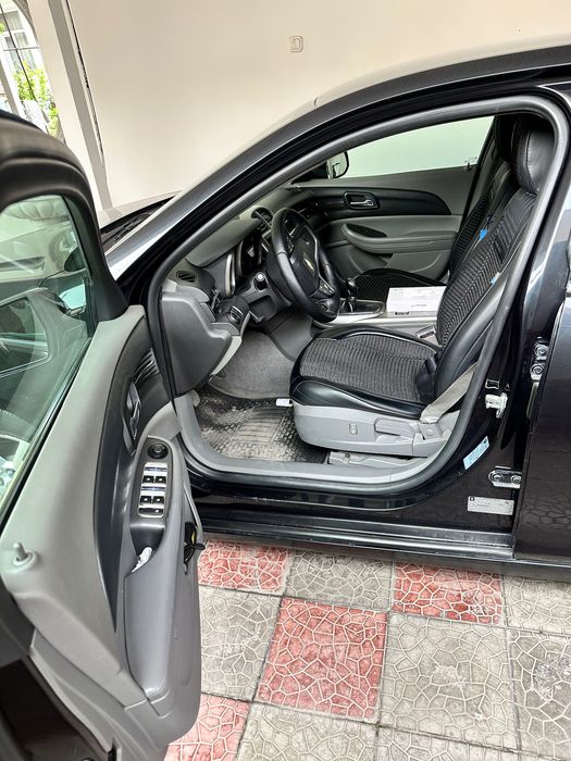 Malibu 1 2,4 сотилади(продается)