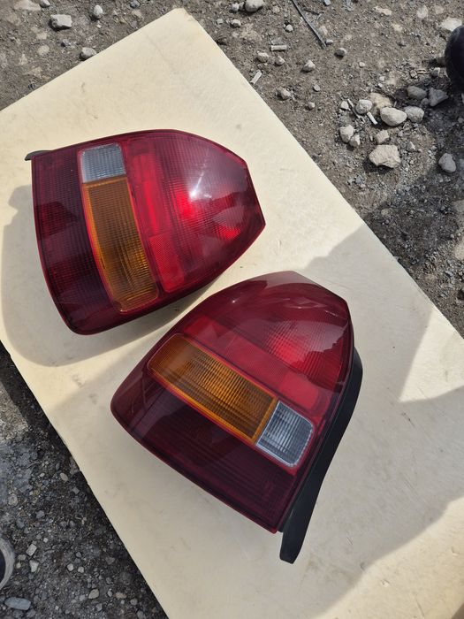 Оригинален Ляв  стоп  за Хонда сивик Хечбек 96- 2001г