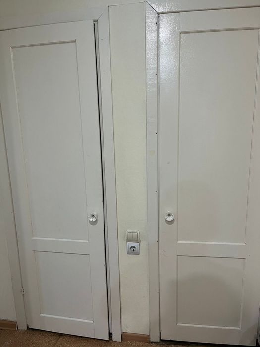 Продам деревянные межкомнатные двери