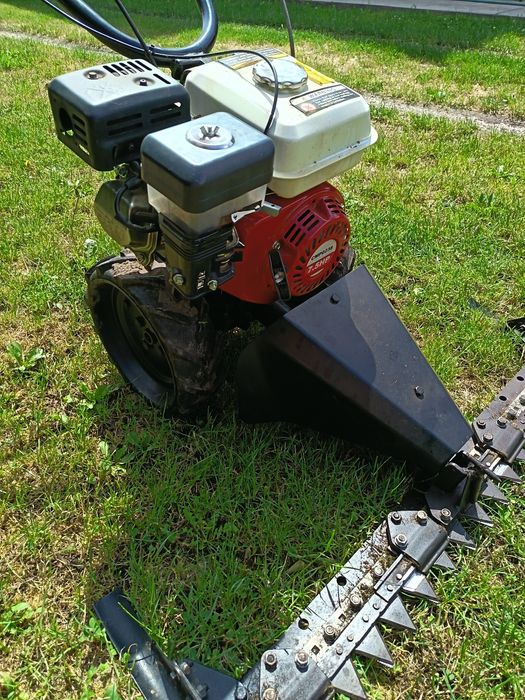 De vânzare Motocositoare