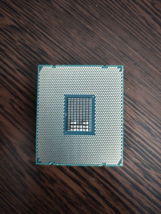 Intel i7 6800k   LGA 2011-V3