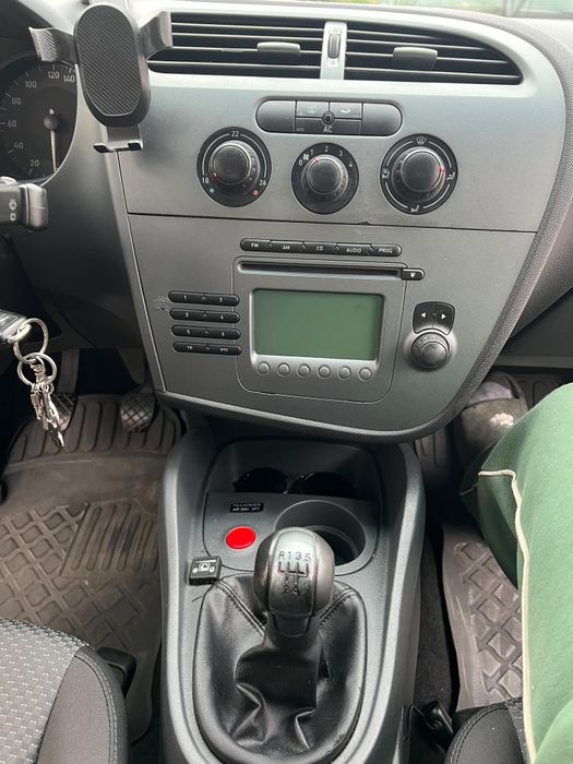SEAT Leon 2006 — imagine 5