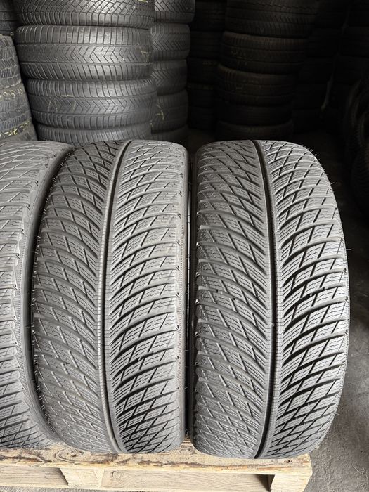 4 anvelope iarna 235/40/19 , 96 W , Michelin , 5.5-6.5 mm !