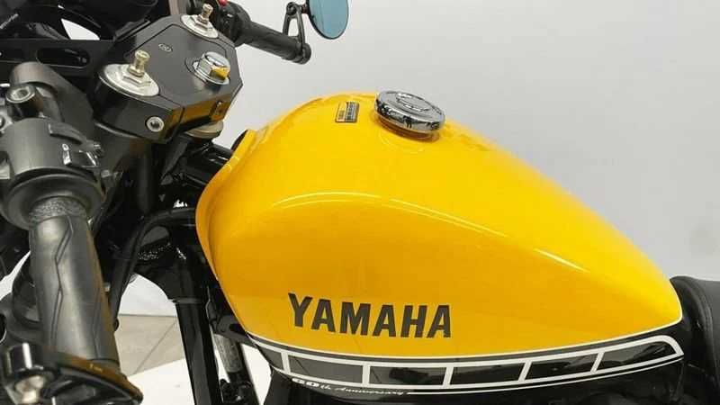 Motocicleta Yamaha XV 950 Racer 60th Anniversary 2017